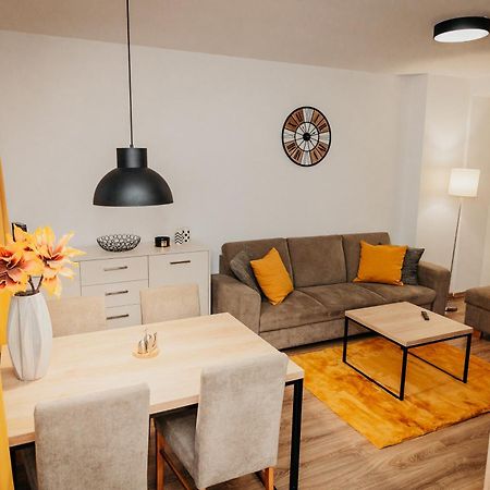 Old Town City Center Apartment 2 - Private Parking Included Кошице Екстериор снимка