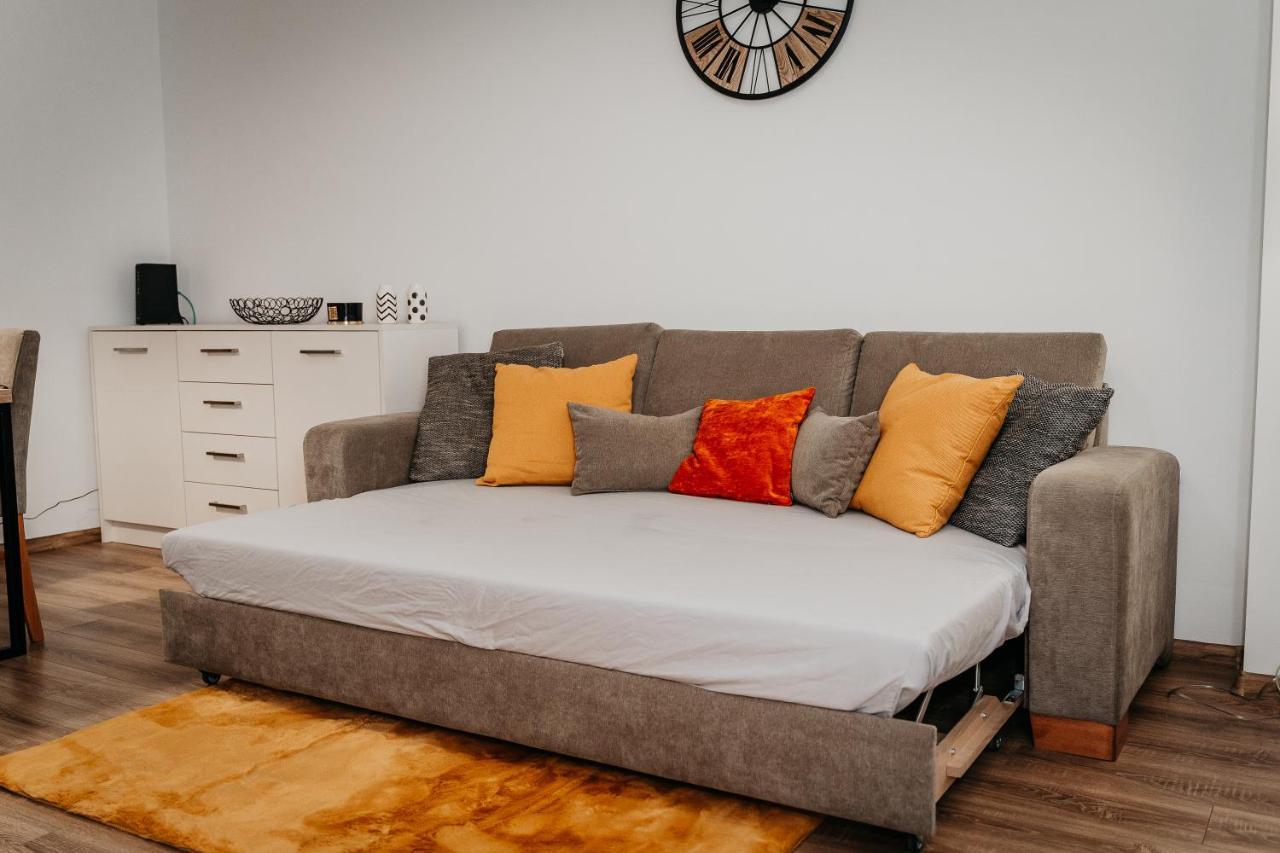 Old Town City Center Apartment 2 - Private Parking Included Кошице Екстериор снимка